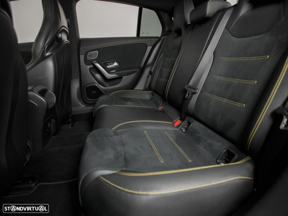 Mercedes-Benz CLA 45 AMG S Shooting Brake 4Matic+ - 11