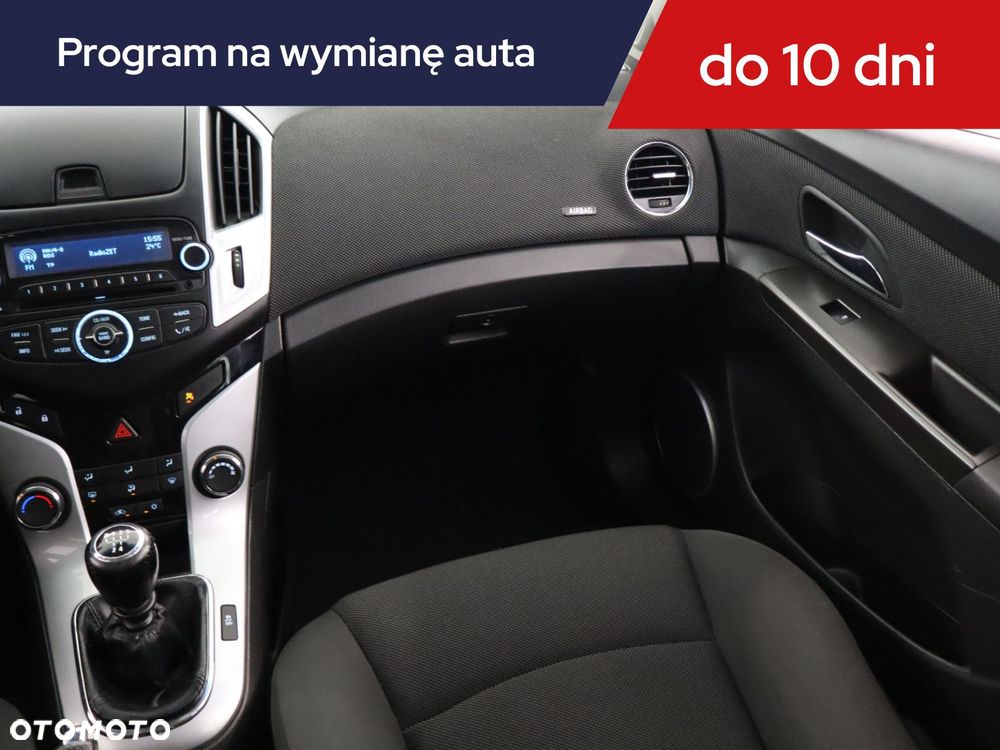 Chevrolet Cruze - 10