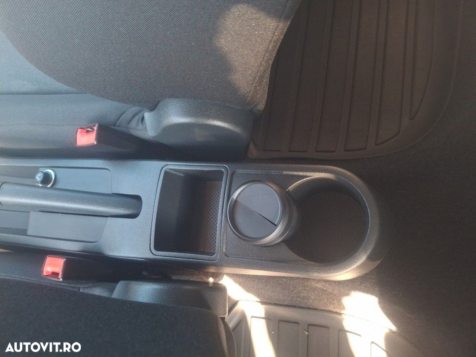 Skoda RAPID - 22