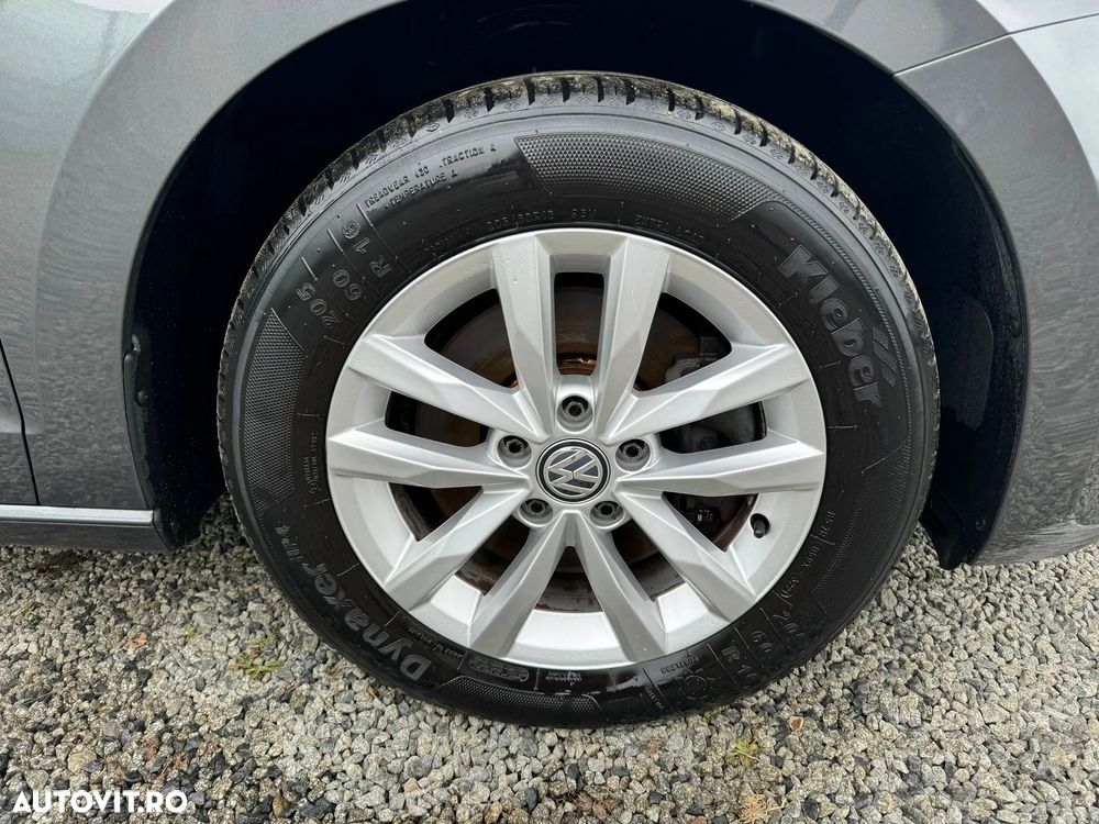 Volkswagen Touran 1.4 TSI DSG Comfortline - 23