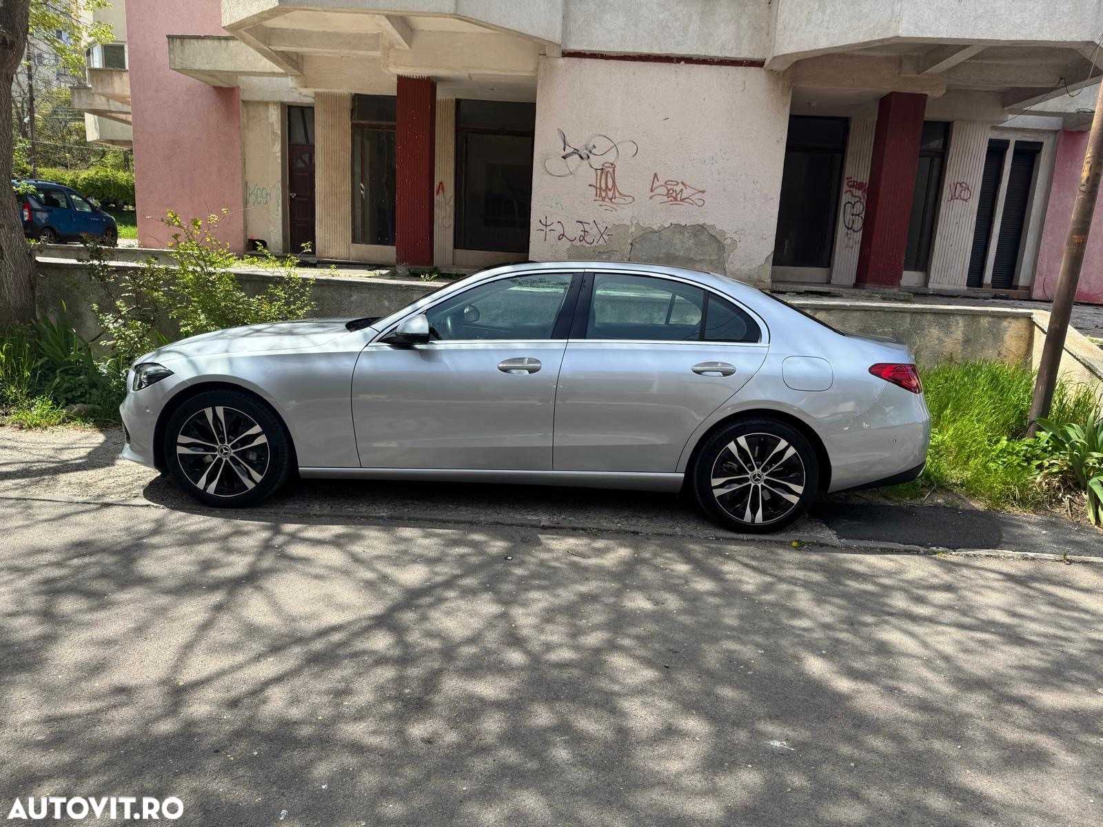 Mercedes-Benz C 300 e 9G-TRONIC - 3