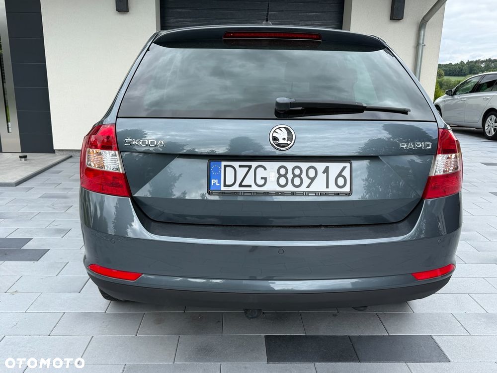 Skoda RAPID 1.4 TSI Joy DSG - 10