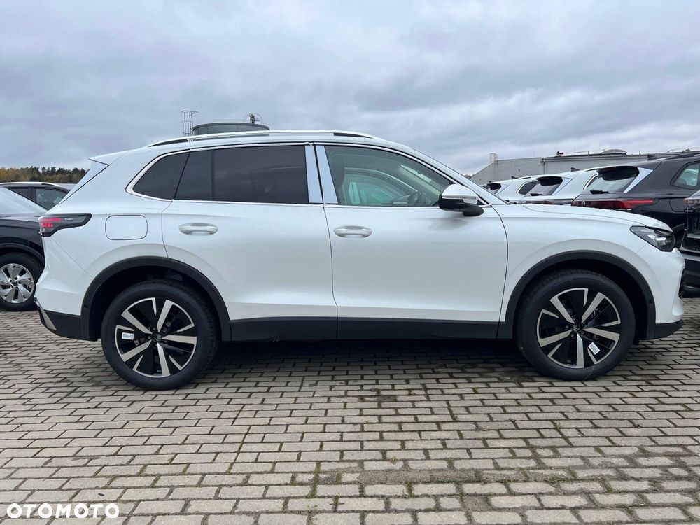 Volkswagen Tiguan 2.0 TSI 4Mot Elegance DSG - 4