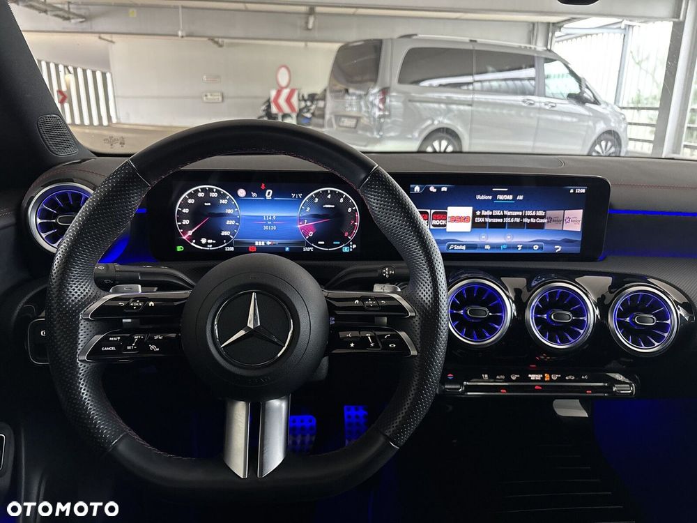 Mercedes-Benz CLA - 10