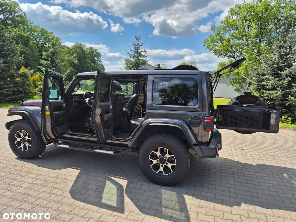 Jeep Wrangler - 19