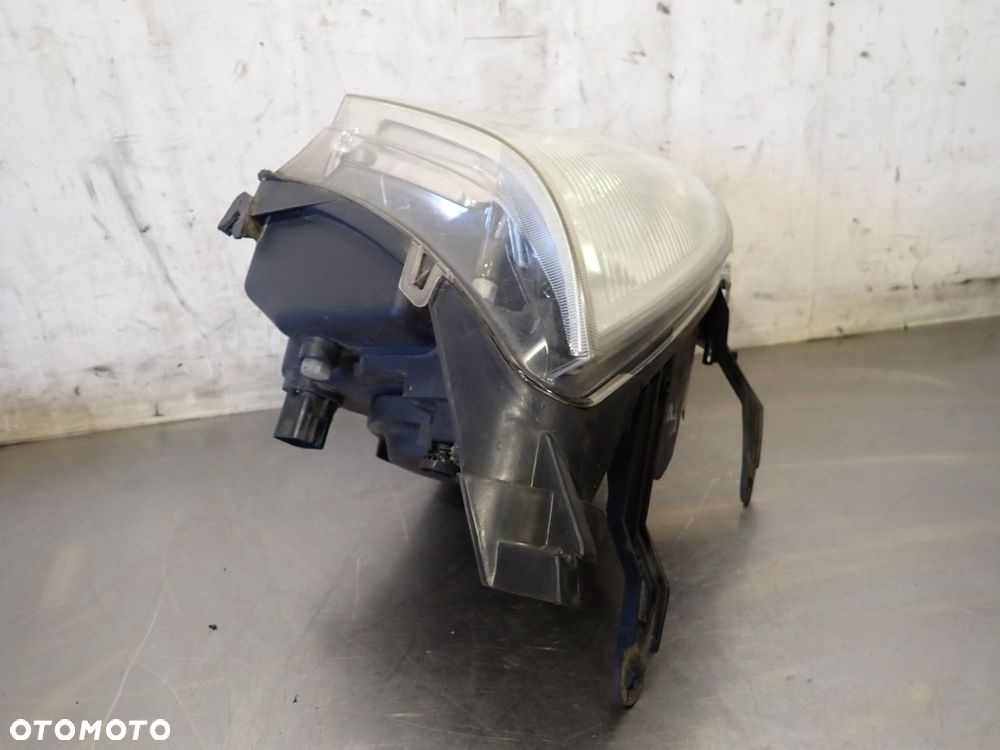 LAMPA LEWA PRZEDNIA FORD FUSION 084311155 - 9