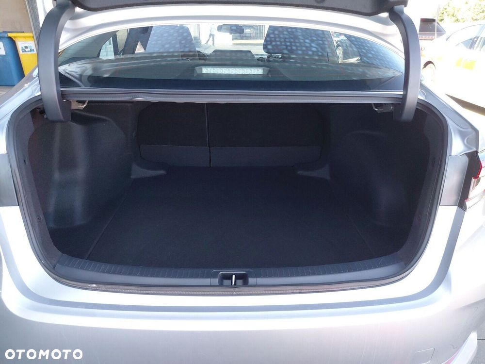 Toyota Corolla 1.5 Active - 13