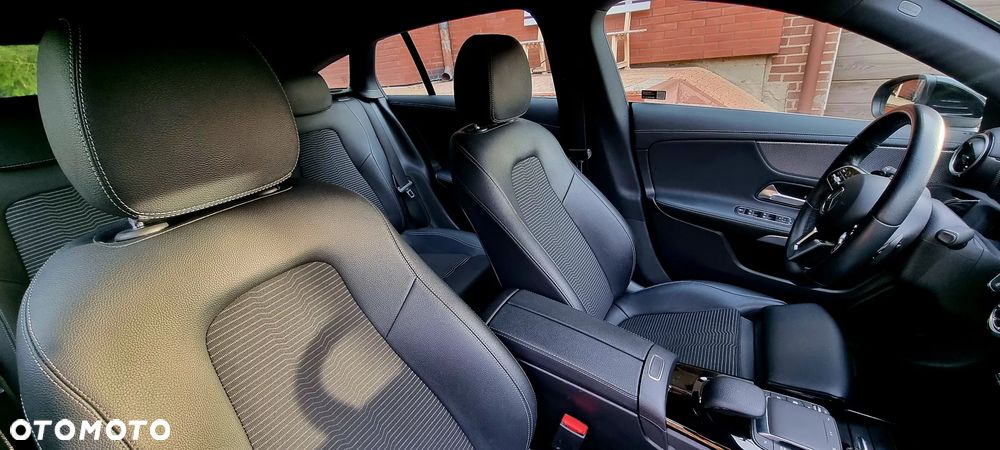 Mercedes-Benz CLA 220 d Edition 1 8G-DCT - 24