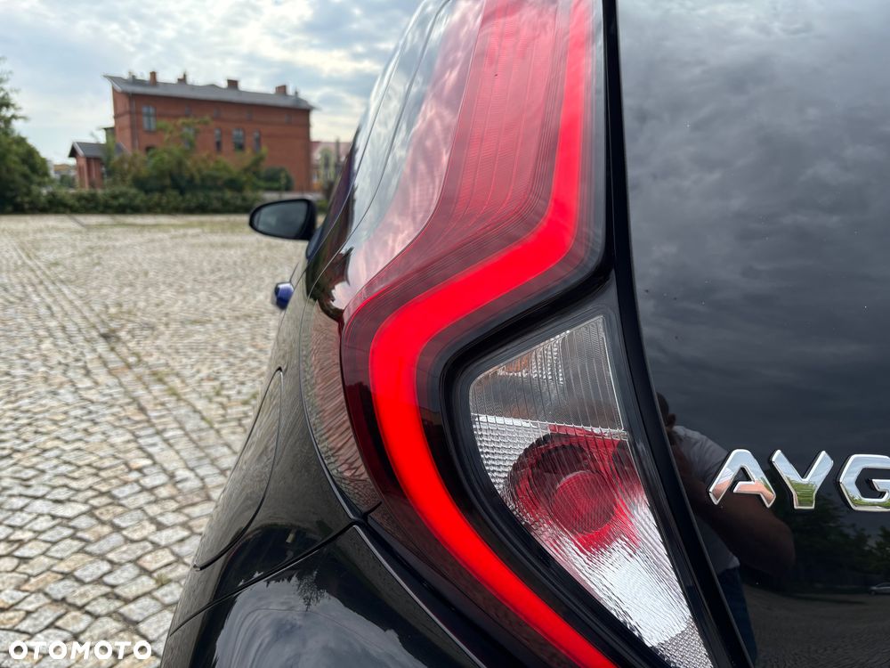 Toyota Aygo X Business Edition - 9
