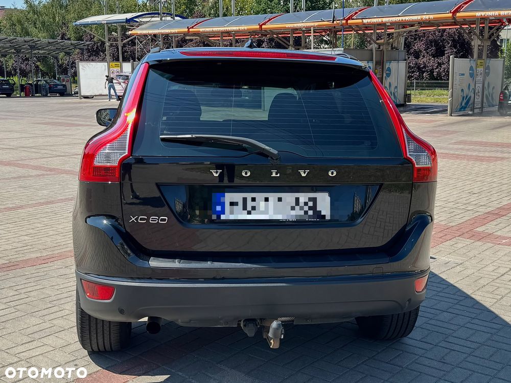 Volvo XC 60 D3 Momentum - 10