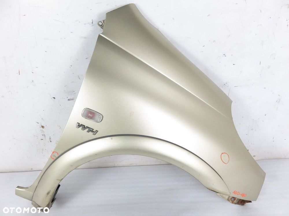 BŁOTNIK PRAWY PRZEDNI TOYOTA YARIS VERSO 583 - 1