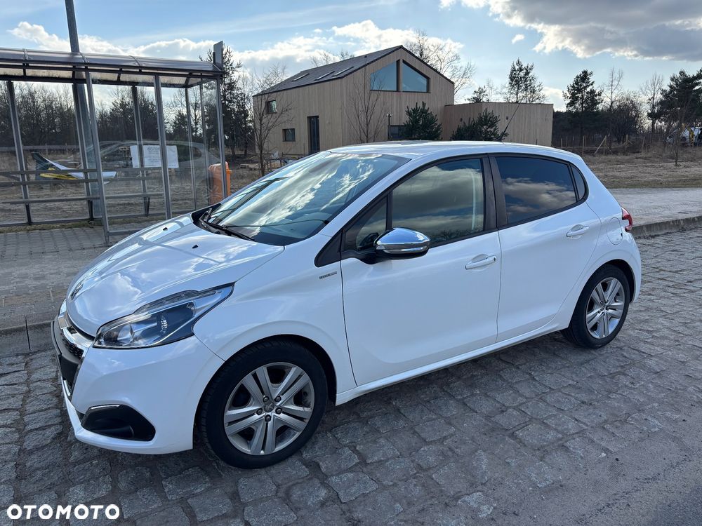 Peugeot 208 1.2 PureTech Style - 5