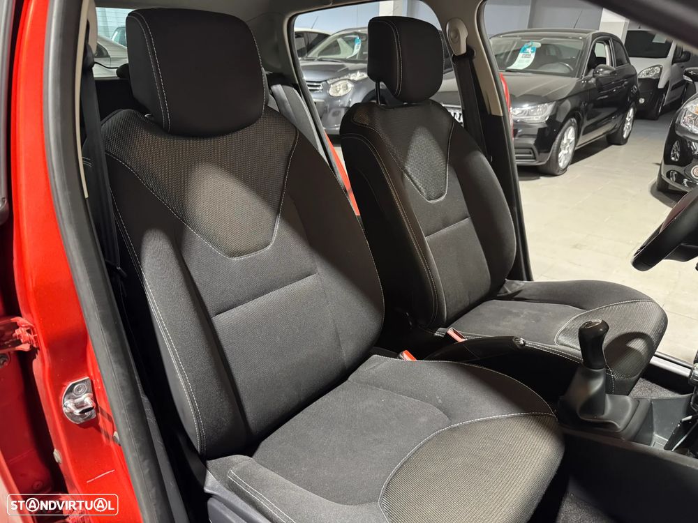 Renault Clio dCi 75 Stop & Start Life - 19