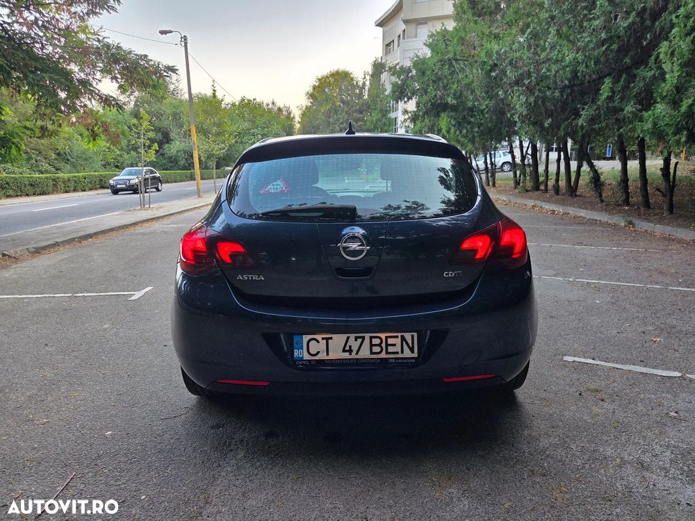 Opel Astra 1.7 CDTI Cosmo - 6