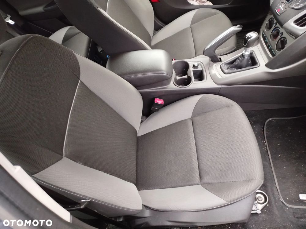 Ford Focus - 2