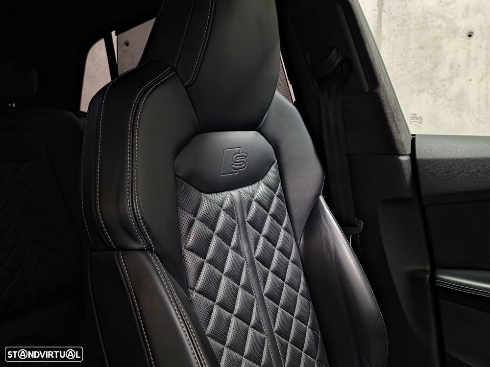 Audi SQ8 - 46