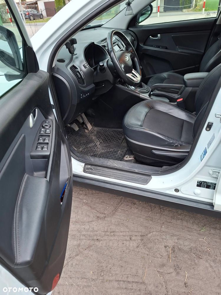 Kia Sportage 1.7 CRDI 2WD Attract - 14