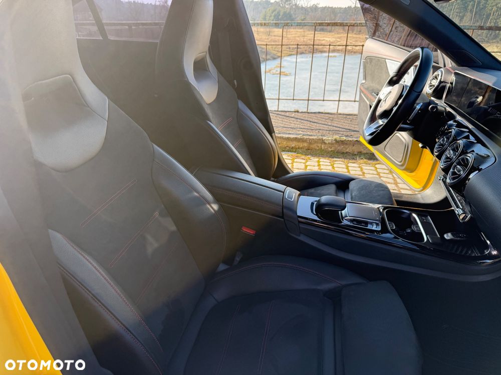 Mercedes-Benz CLA - 20