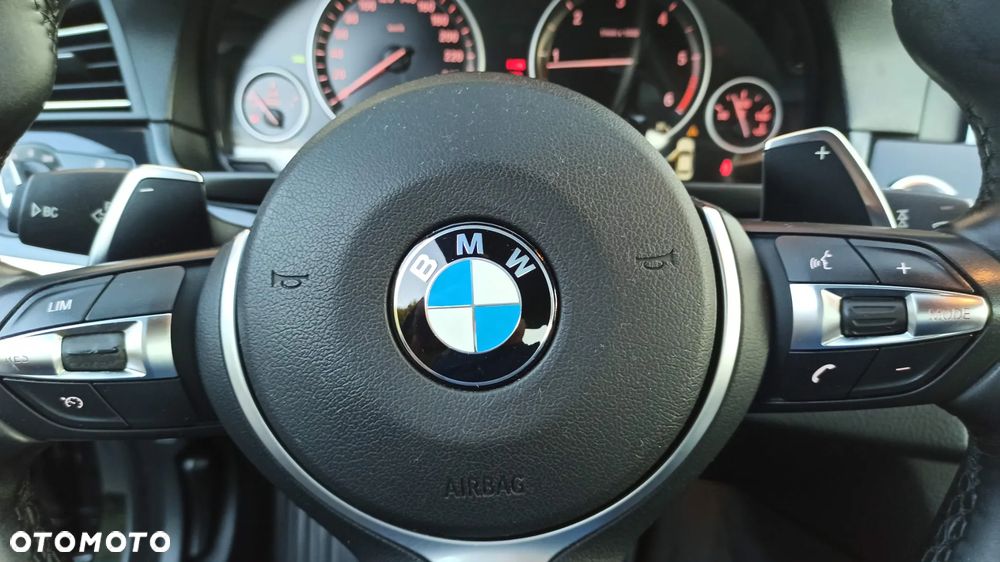 BMW Seria 5 525d xDrive Luxury Line - 25