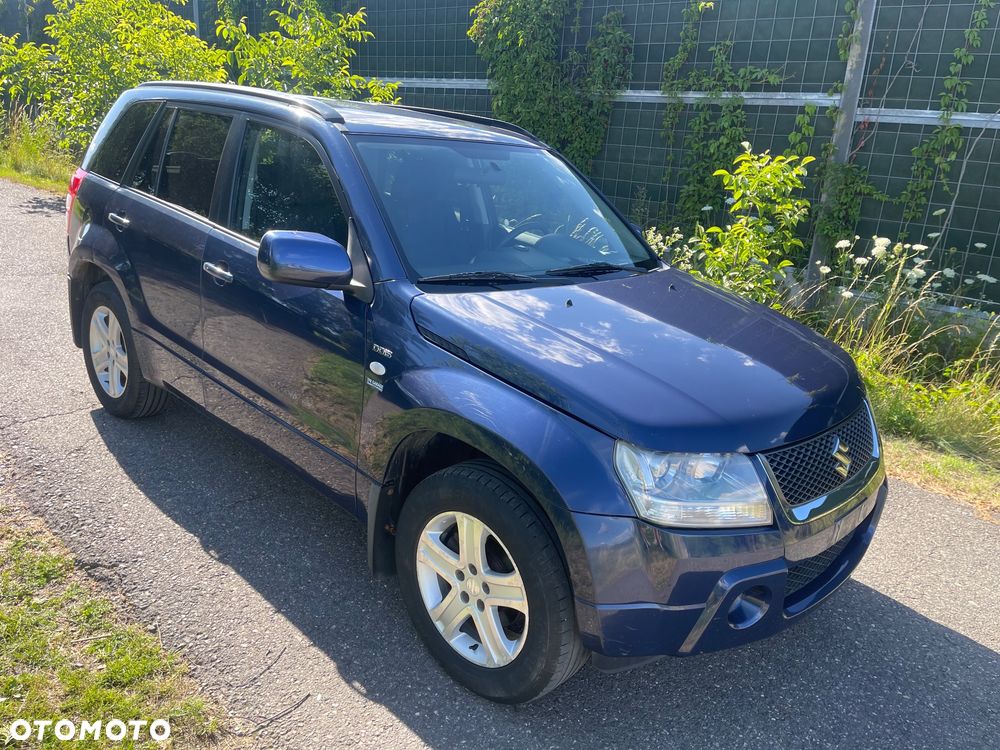 Suzuki Grand Vitara 1.9 DDiS Premium - 2
