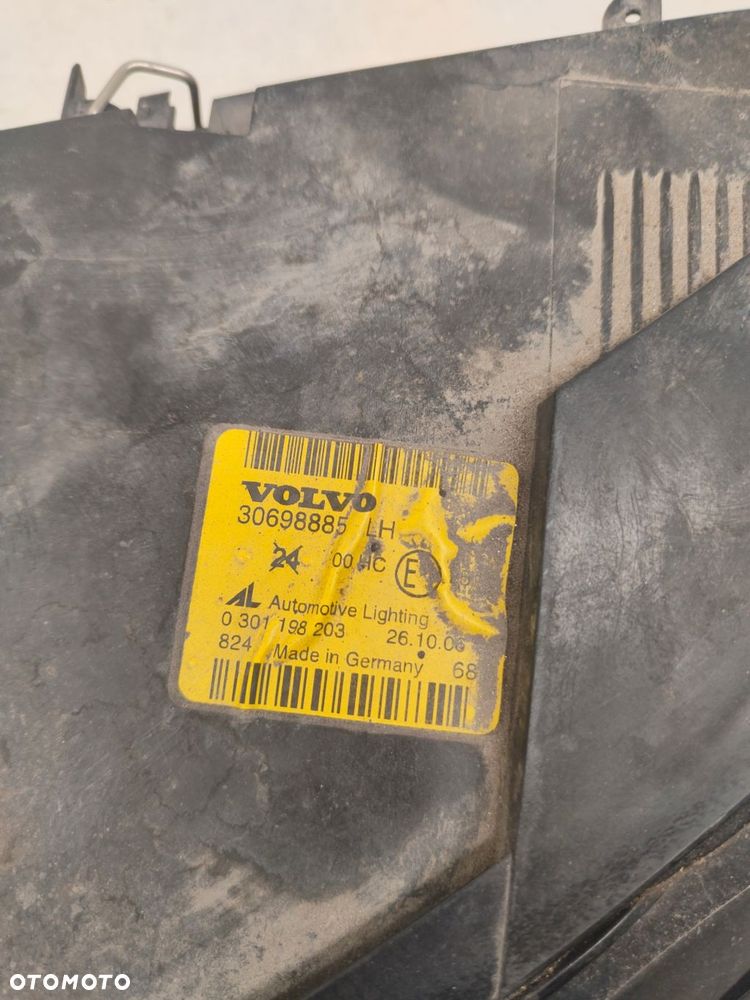 volvo v50 lampa lewa przednia 30698885 - 4