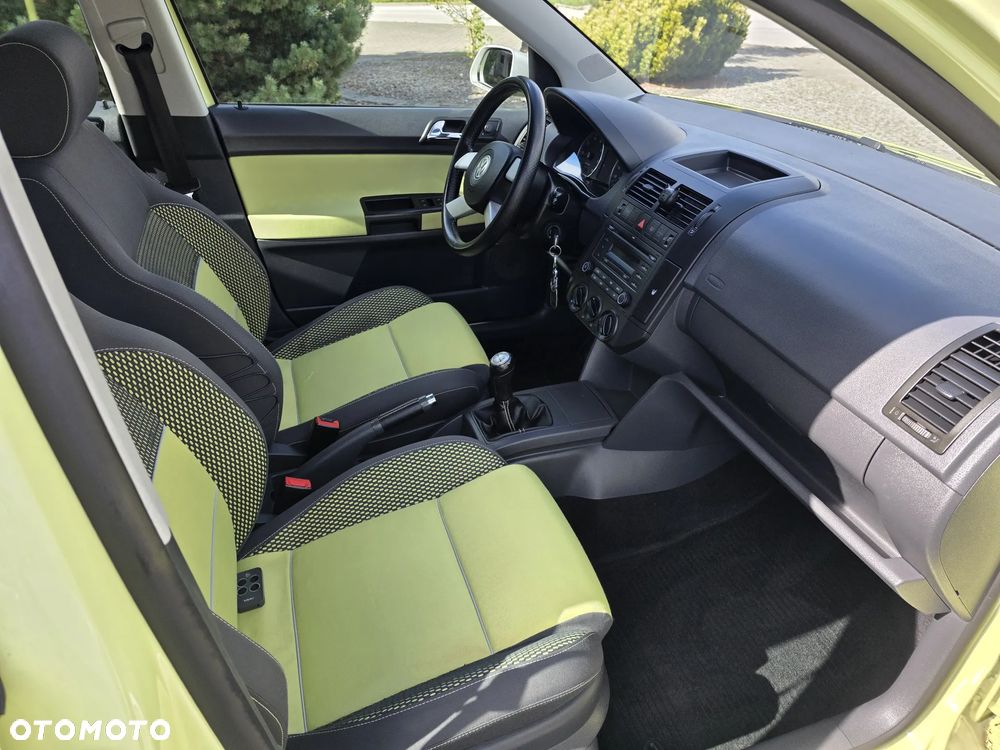 Volkswagen Polo Cross 1.4 16V - 17