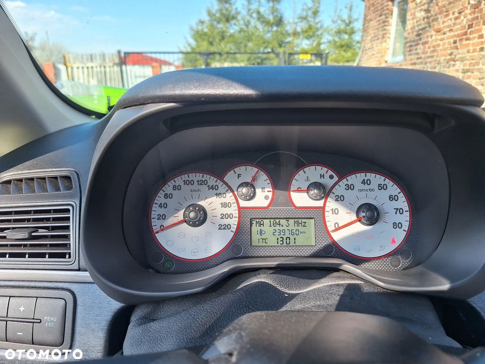Fiat Grande Punto 1.4 16V Racing - 9