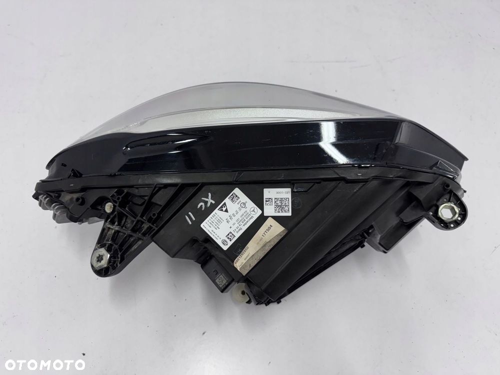 KOMPLET LAMP PRZÓD MERCEDES C KLASA W205 A205 LIFT LED HIGH PERFORMANCE - 12