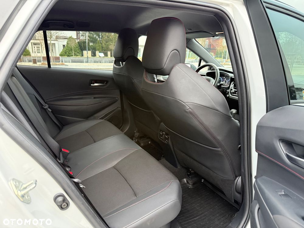 Toyota Corolla 1.8 Hybrid GR Sport - 22