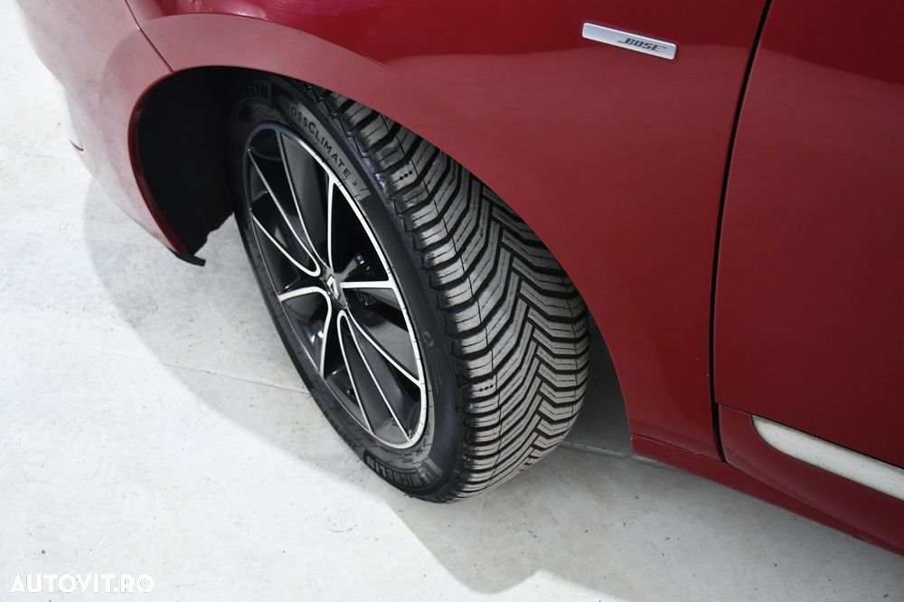 Renault Grand Scenic ENERGY dCi 130 Start & Stop Bose Edition - 11