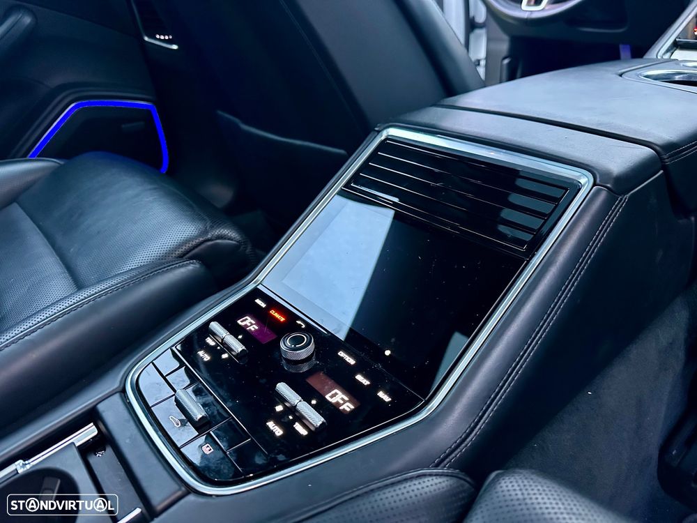 Porsche Panamera 4 S - 21