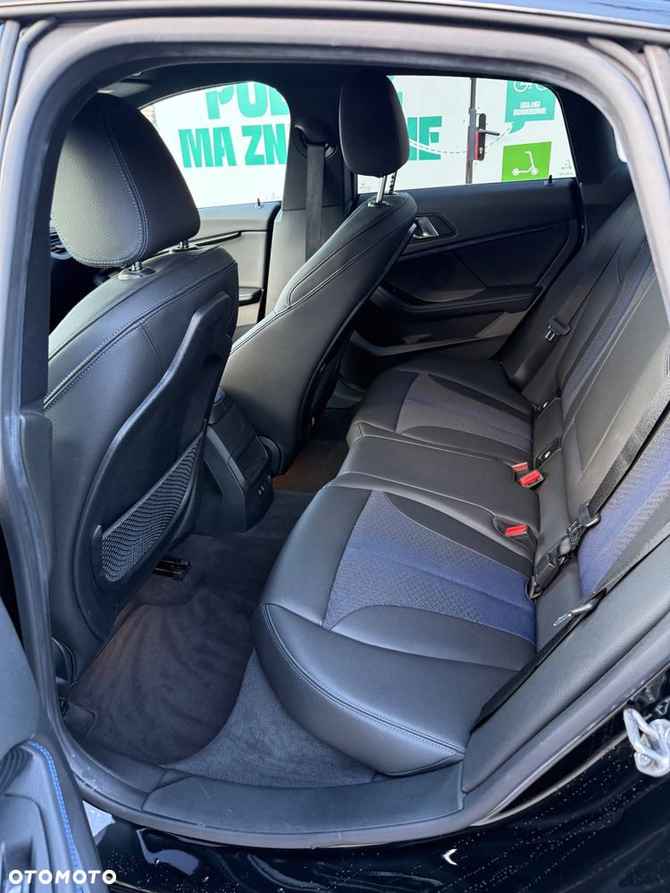 BMW Seria 2 218i M Sport - 9