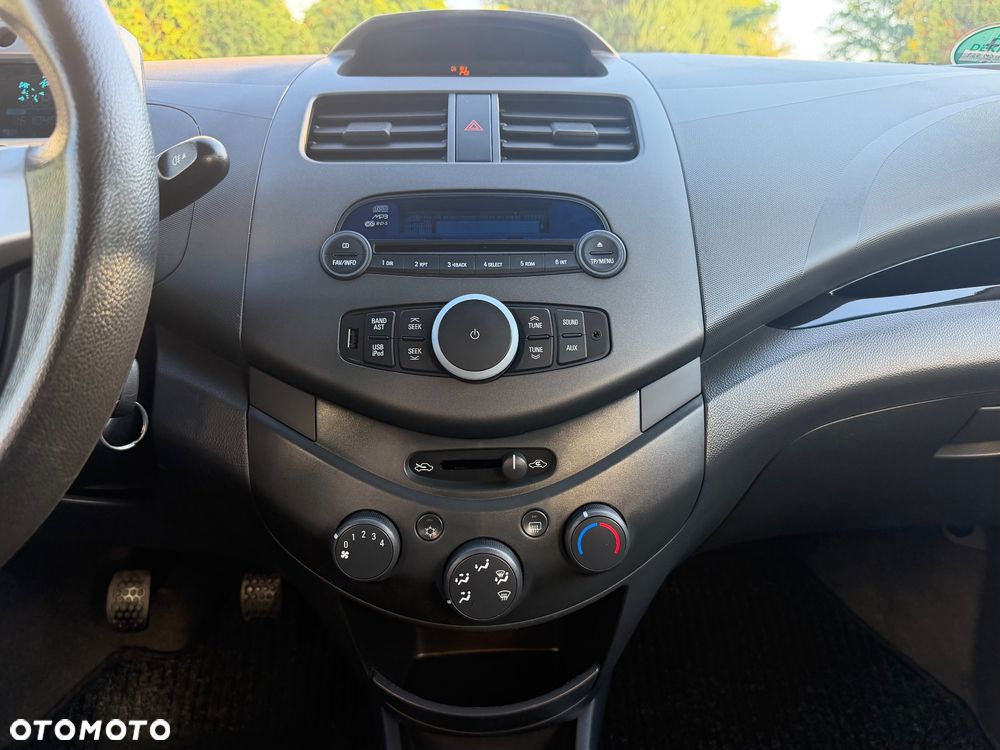 Chevrolet Spark - 10