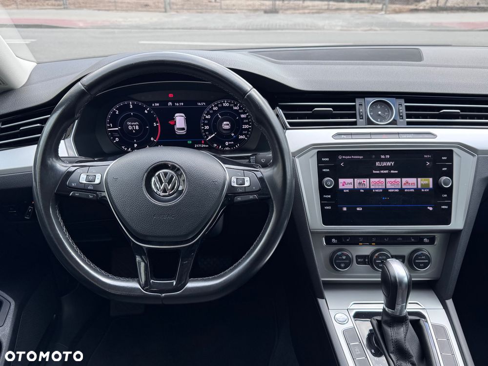 Volkswagen Passat 2.0 TDI SCR DSG - 35