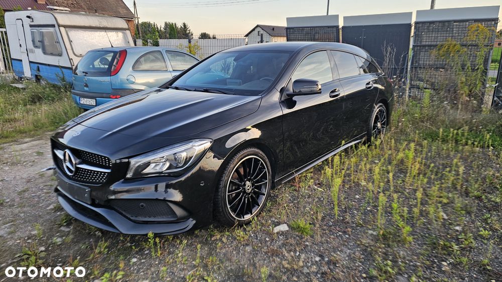 Mercedes-Benz CLA 200 d AMG Line - 3