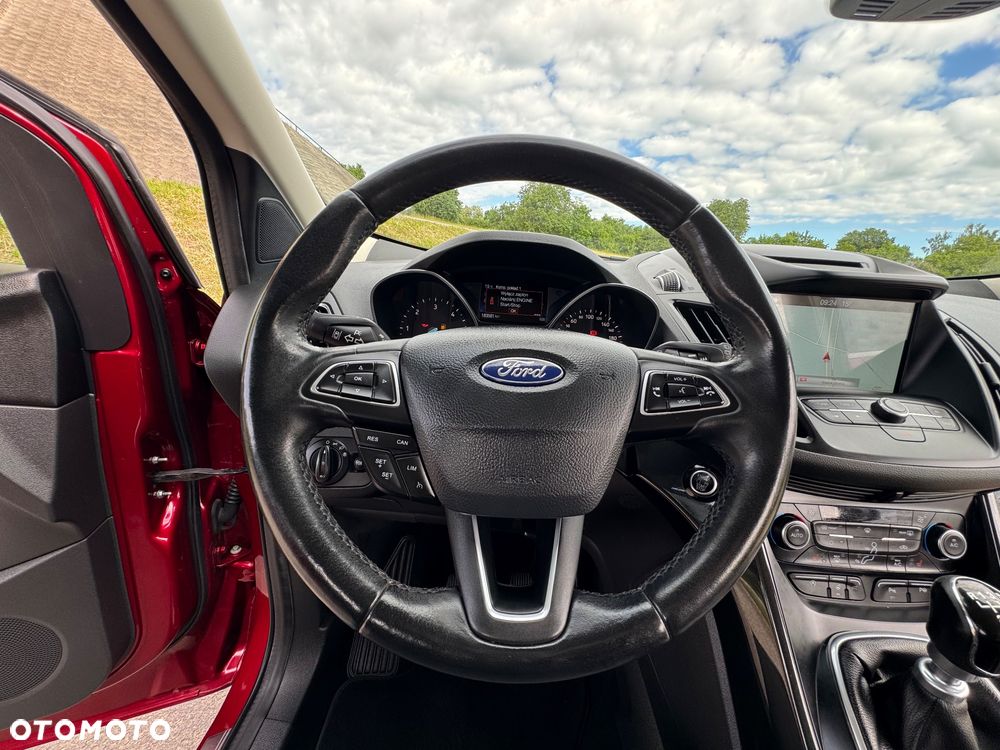 Ford Kuga 2.0 TDCi 2x4 Titanium - 33