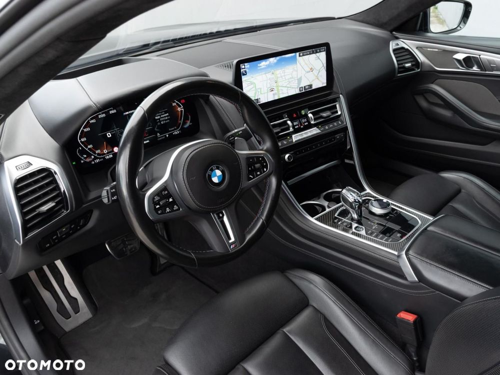 BMW Seria 8 - 10