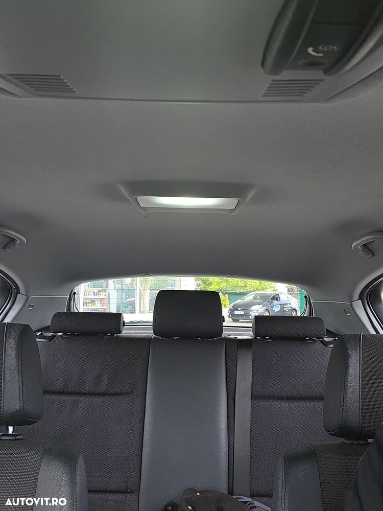 BMW Seria 1 123d - 19