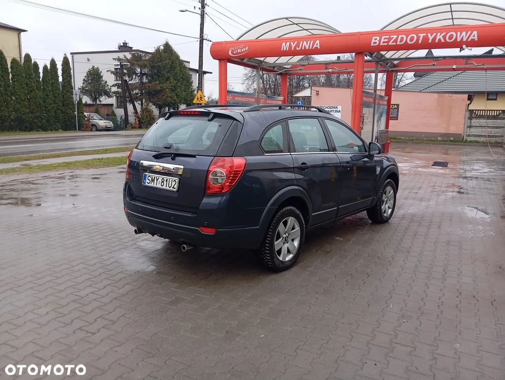 Chevrolet Captiva 2.0 d LT medium - 7