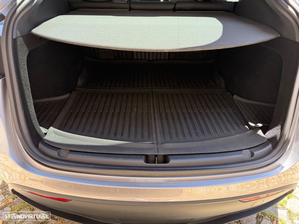 Tesla Model Y Long Range Tração Integral - 11