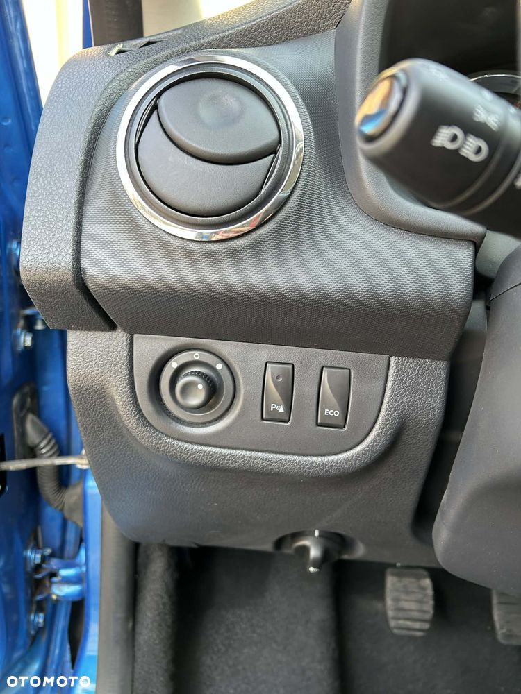 Dacia Sandero - 9