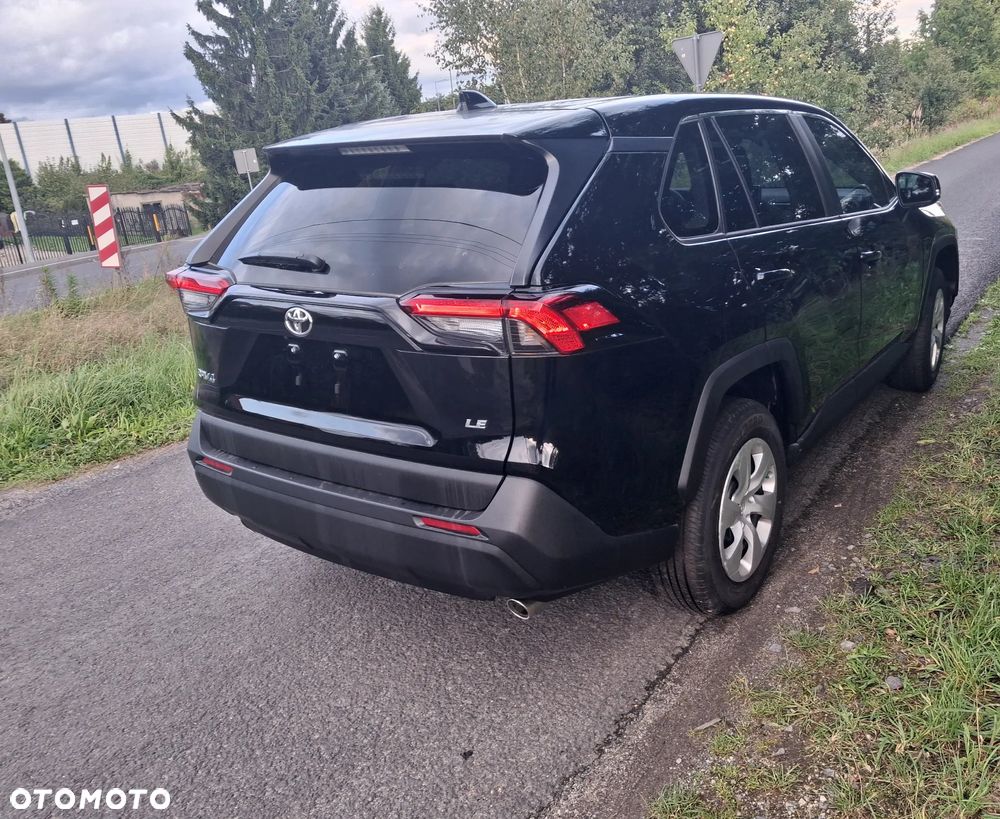 Toyota RAV4 - 3