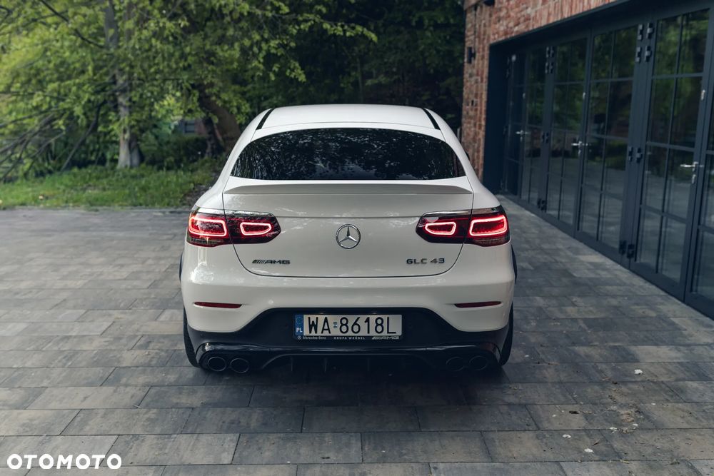 Mercedes-Benz GLC - 17