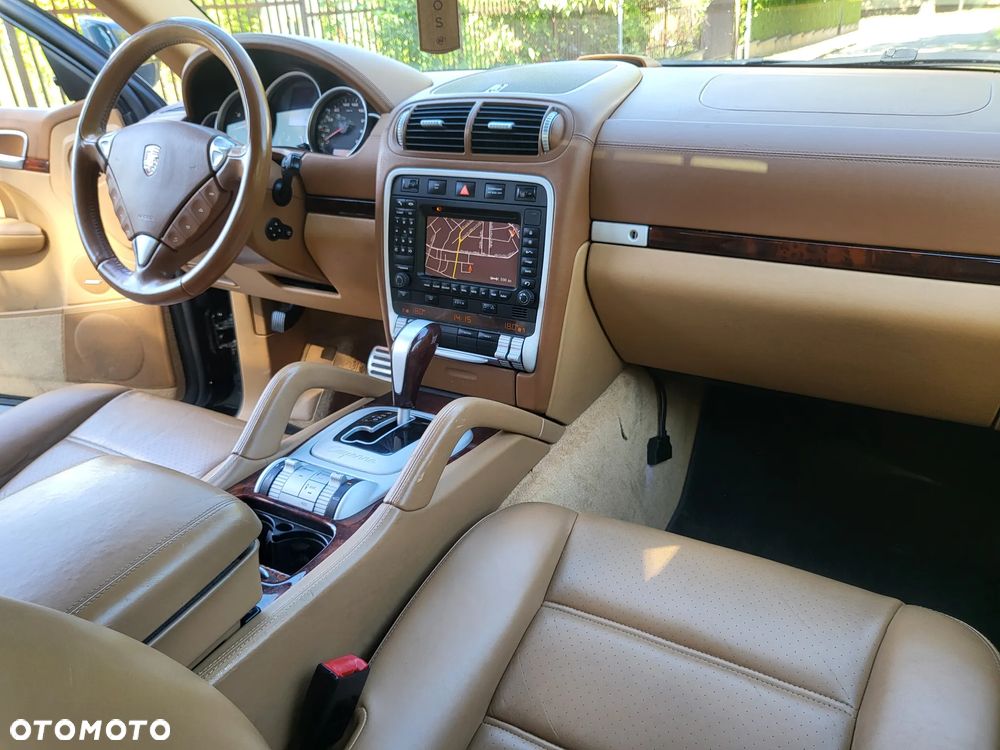 Porsche Cayenne S Tiptronic - 14