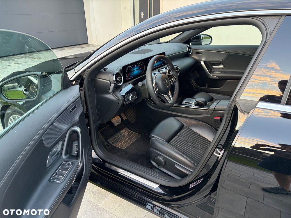 Mercedes-Benz CLA 200 d 8G-DCT Progressive - 10