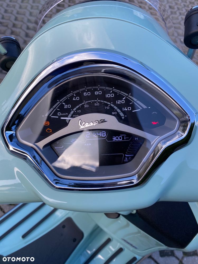 Piaggio Vespa - 11