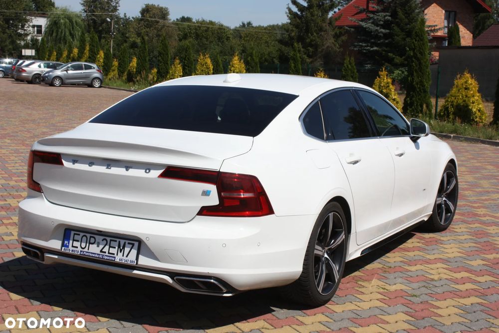 Volvo S90 D4 R-Design - 22