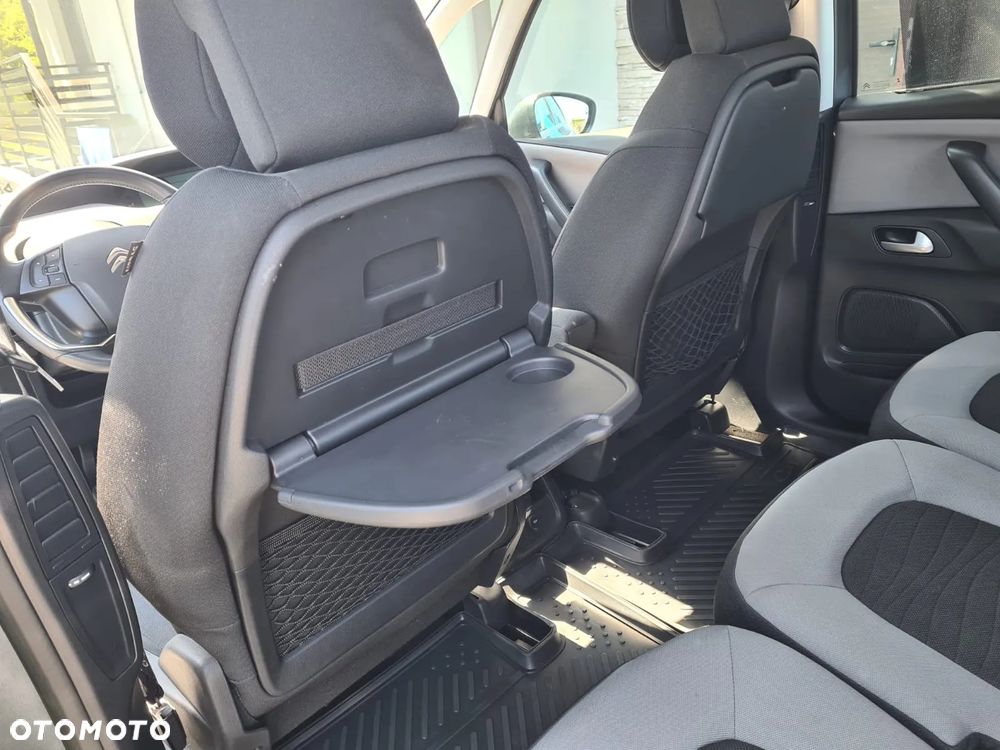Citroën C4 Picasso - 12
