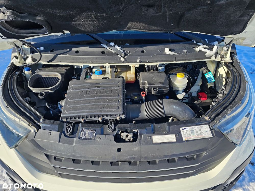 Iveco DAILY 40 C35 - 25