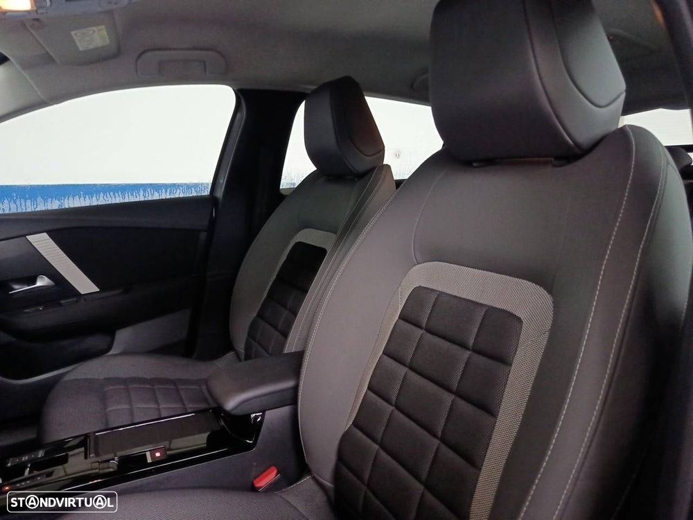 Citroën C4 1.2 Hybrid Plus e-DSC6 - 9